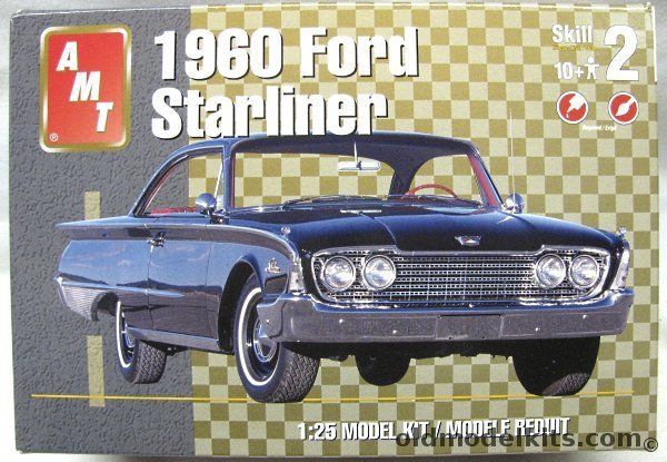 AMT 1/25 1960 Ford Starliner, 31973 plastic model kit